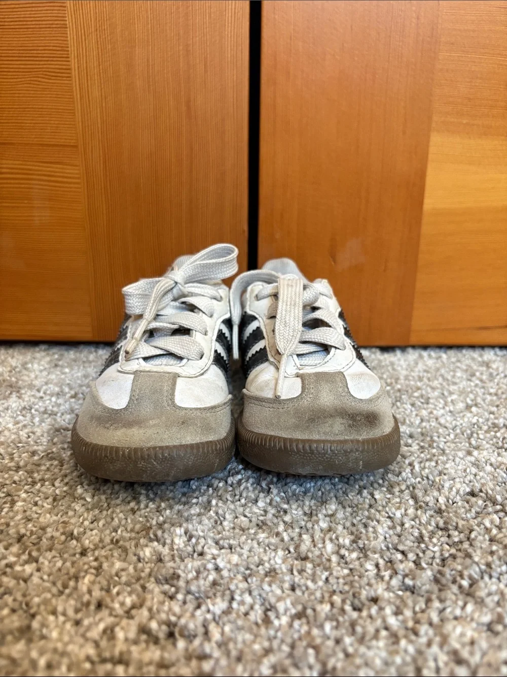 Adidas Kids Samba Sneakers 7k GUC Gender Neutral